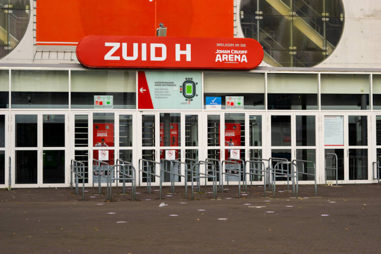 Geen enkel kaartje verkocht voor restant wedstrijd Ajax-Feyenoord