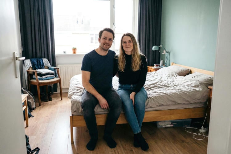 Tweede Kamer steunt wet die embryo’s kweken mogelijk maakt: dit stel begint vanavond