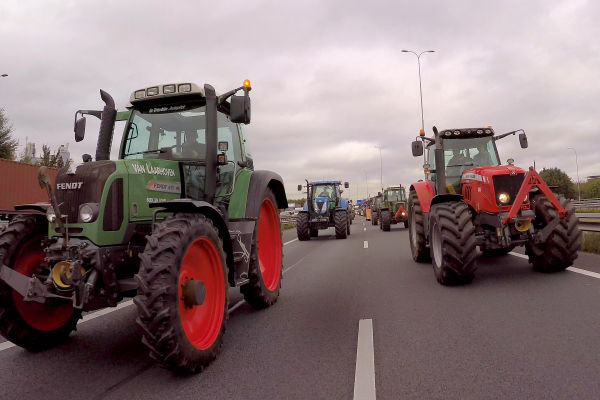 Boeren nog bozer: “Je mag nu ook al geen snelwegen meer blokkeren”