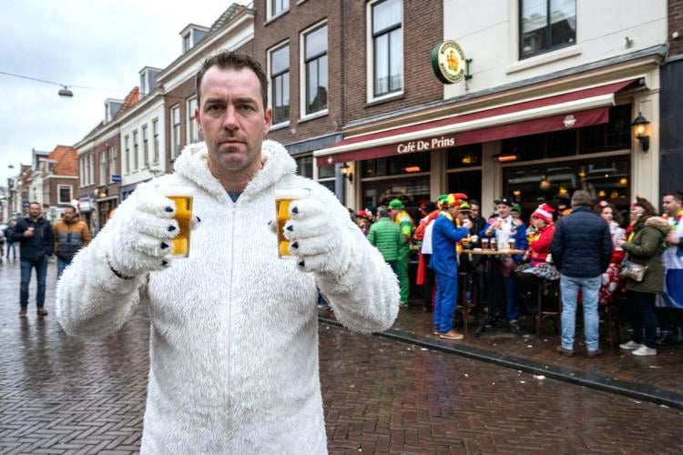 Carnaval afgelopen, Brabanders drinken vanaf nu weer grotendeels stiekem