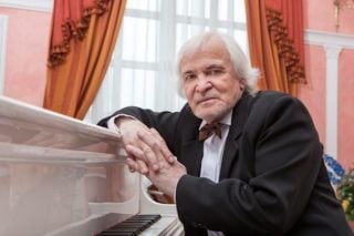 Componist van ‘Sinterklaas kapoentje’ wil geld zien