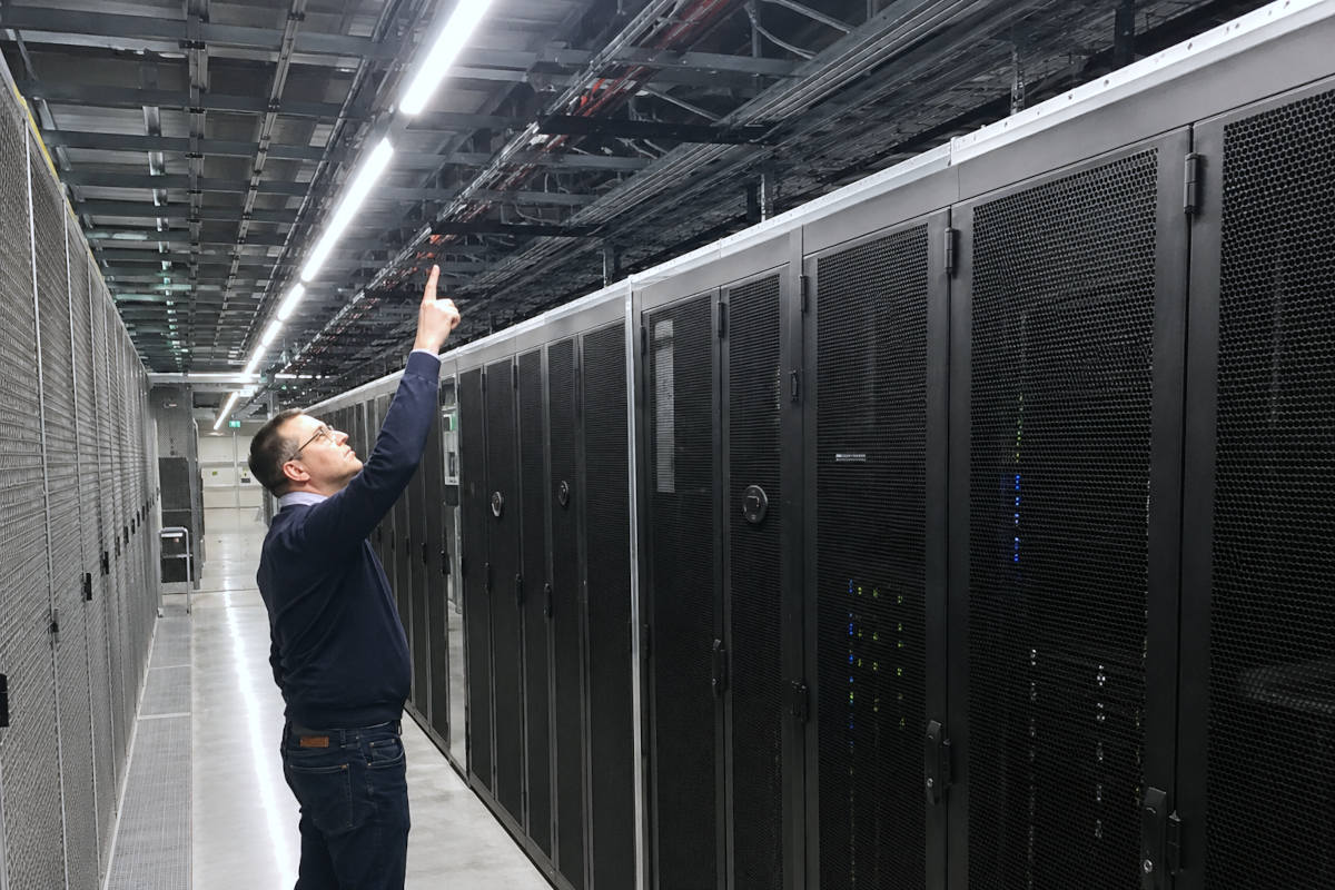 Datacenter ergert zich aan stroomverbruik omwonenden: “Elke keer als zij hun waterkoker aanzetten, flikkeren bij ons de lampen”