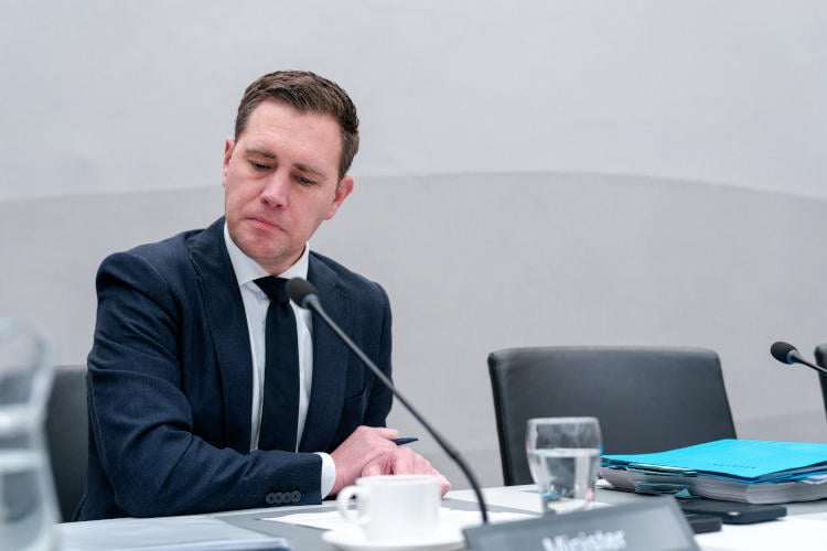 Minister Heinen wil beleggen makkelijker maken: 