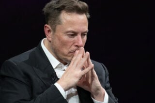 “Je moet gewoon wat harder manifesteren”, adviseert Tesla-miljardair de hongerige bevolking in de VS
