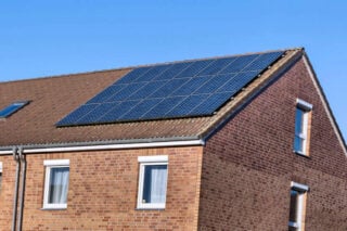 Nieuw energieplan BBB: “Koppel zonnepanelen aan legbatterij” Nieuw energieplan BBB: “Koppel zonnepanelen aan legbatterij”