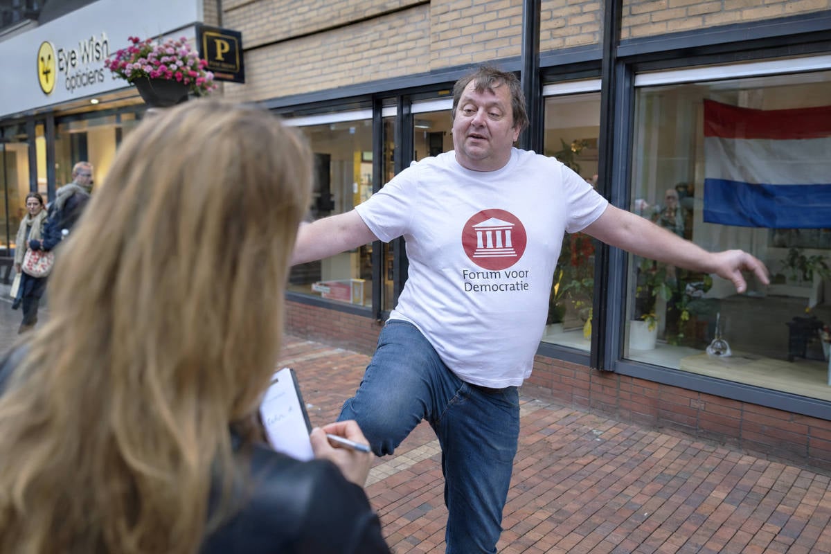 Meeste FVD-kiezers kennen danspasjes Wilhelmus niet