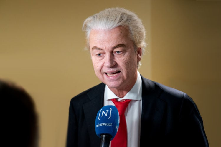 Wilders eist dat kabinetsleden onmiddellijk stoppen met ruziemaken: “Niet professioneel”