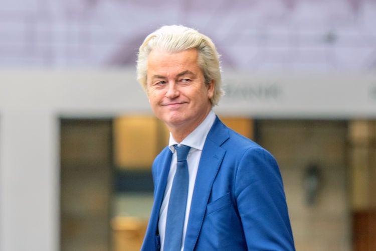 Wilders pleit voor meer fatsoen in de samenleving: “Laten we gewoon wat liever voor elkaar zijn”