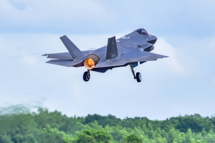 Nederland niet klaar voor oorlog tegen Rusland: F-35 voldoet niet aan geluidsnormen