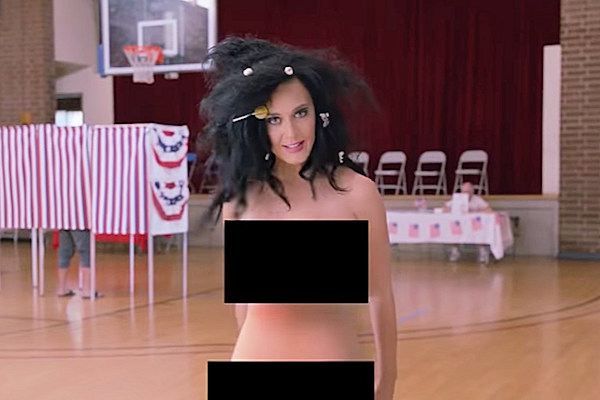 Katy Perry volledig uit de kleren voor verkiezingen