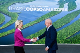 Klimaattop leidt tot historisch akkoord: Meer toppen nodig