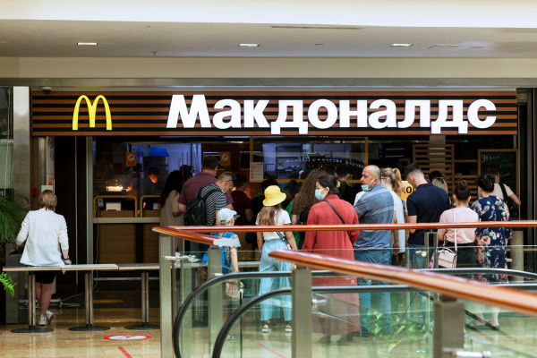 “Vertrek McDonald’s uit Rusland maakt vijand alleen maar gezonder”