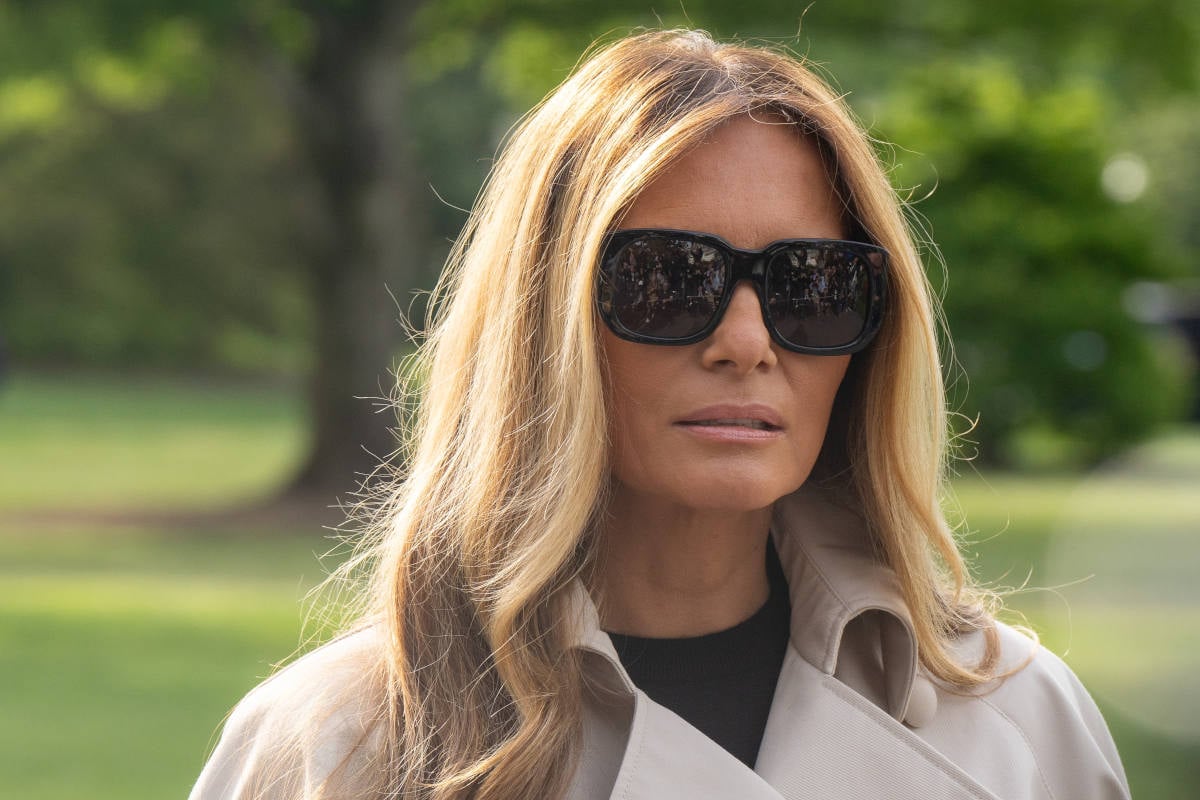 “Melania Trump vermoedelijk nog in leven”