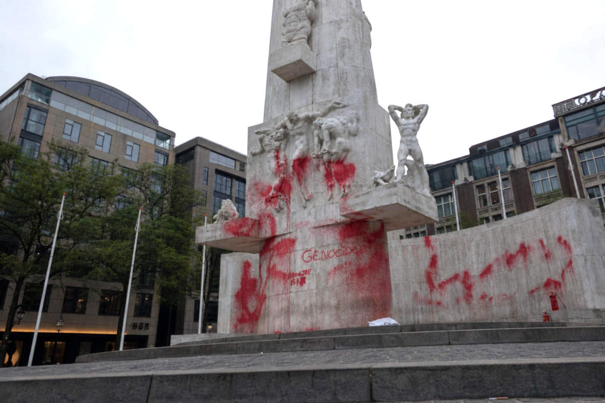 “Vrede in Midden-Oosten stuk dichterbij door bekladden Nationaal Monument op de Dam”