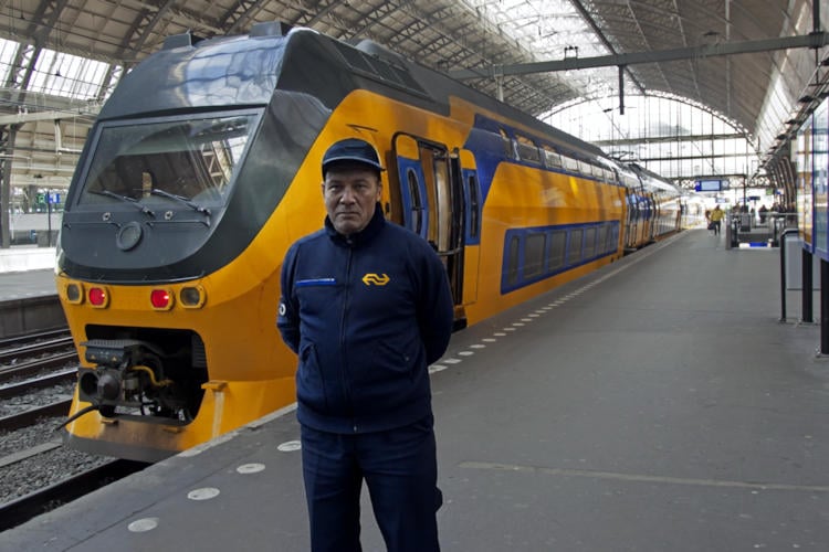 NS-personeel dreigt volgende week hele week te gaan werken
