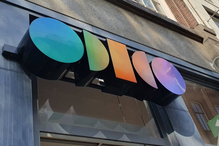 Klanten Odido juichen storingen toe: “Eindelijk verlost van telefoonverslaving”