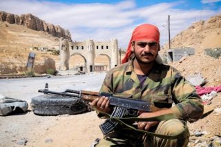 oorlog-syrie-leger-soldaat-terrorist