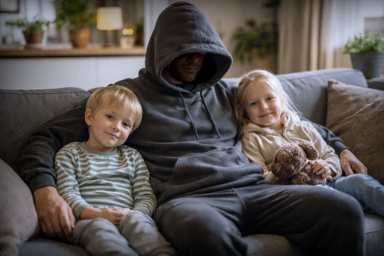 Internationaal misdaadnetwerk stapt over op oppaswerk om uit handen van de Belastingdienst te blijven