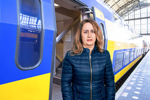 Ook Patricia (44) onderweg naar Den Haag om te demonstreren, maar ze weet nog niet tegen wat