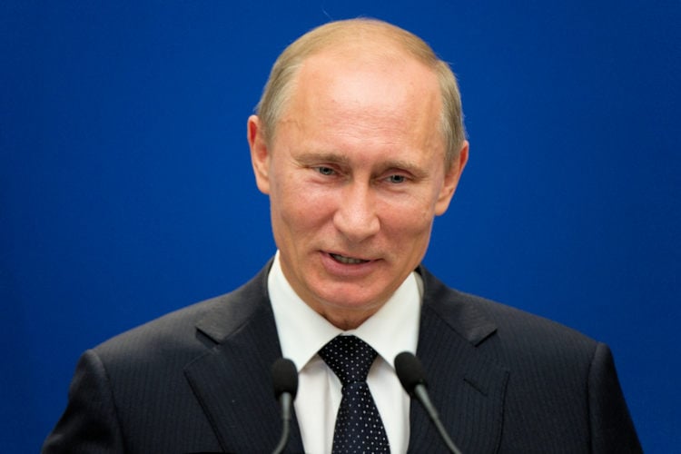 Poetin laat zich op 1 april van zijn grappigste kant zien: “Geen enkele intentie om nucleaire oorlog te beginnen”