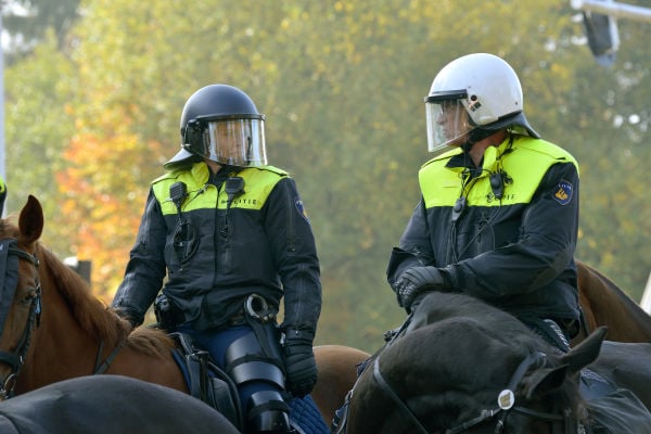 Politiestaking tijdens Feyenoord-Ajax gaat niet door omdat wedstrijd is afgelast