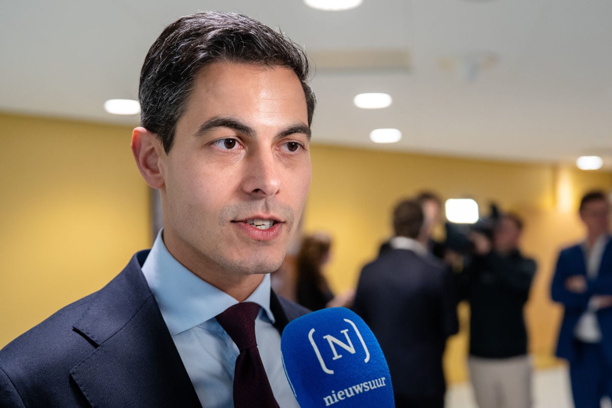 Kabinet activeert olie-crisisplan: “We gaan uiterst daadkrachtig afwachten”