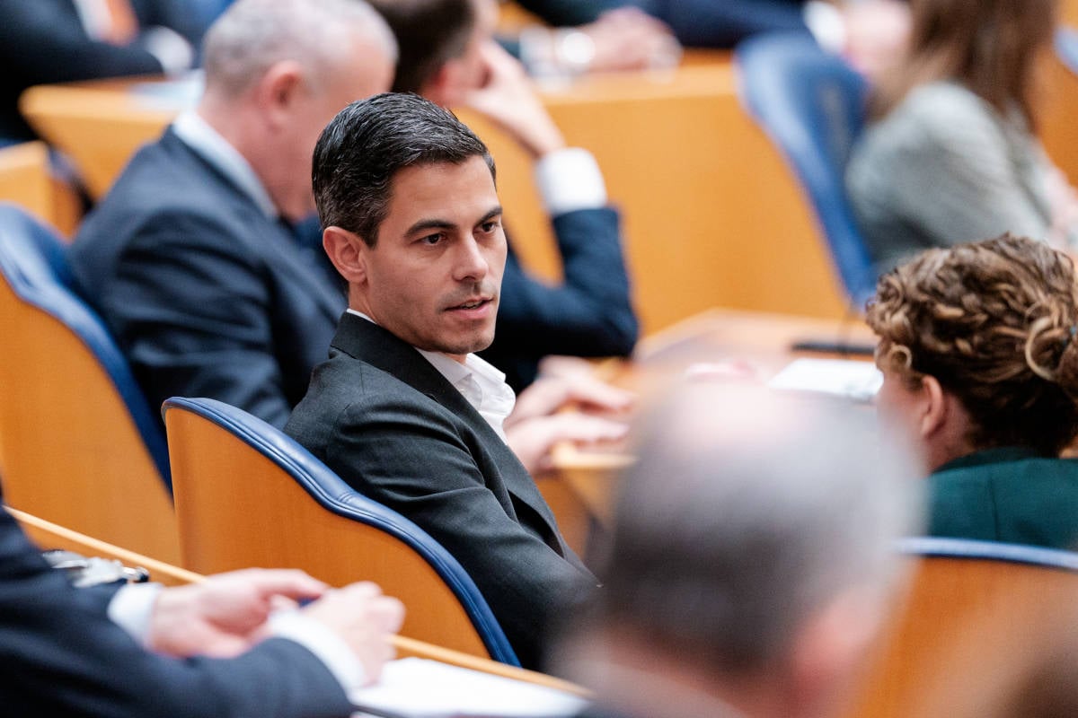 Kabinet dreigt met hongerstaking als steun Tweede Kamer uitblijft