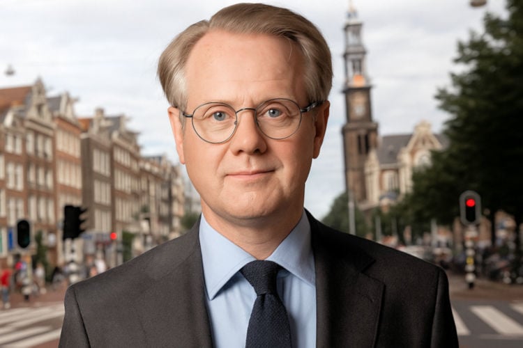 Robert Tieman (49) ontdekte dat hij verkeersminister is: “Jammer dat ik dit via de media moest vernemen”