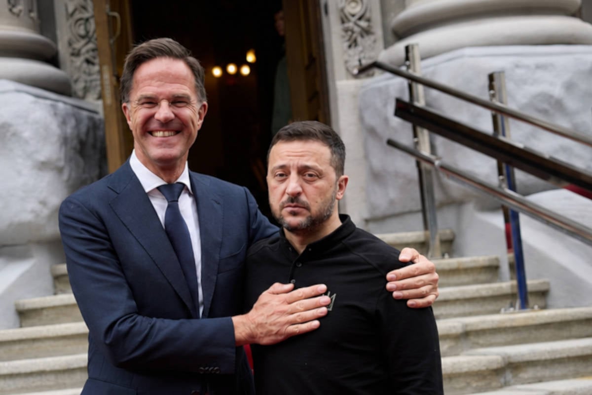 Zelensky smeekt Rutte: “Niet steeds langskomen alsjeblieft”