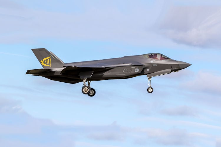 Ryanair begint low-budget-luchtmacht