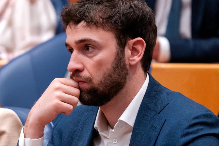 Kamerlid Erkens eist duidelijkheid: “Ik hoor geruchten dat ik staatssecretaris ben”