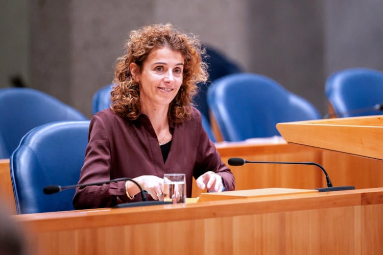 Minister maakt CO2-uitstoot goedkoper: “Het leven is al duur genoeg”