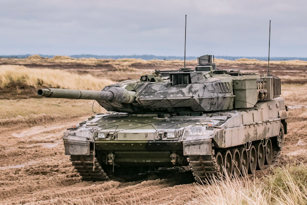 RIJTEST: Leopard 2 is vooral buiten de stad een heerlijk vervoermiddel