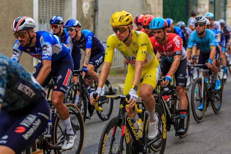 Groep van 176 wielrenners reed ongemerkt Tour de France