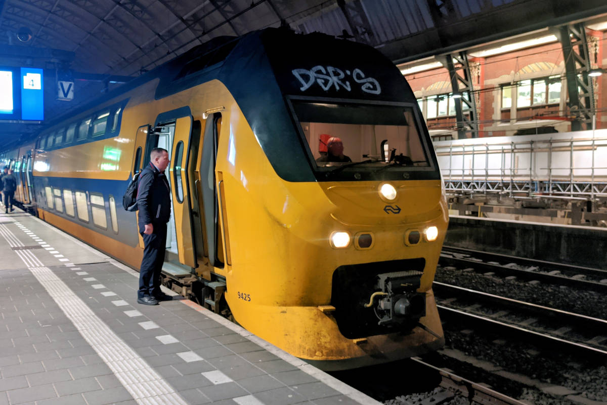 Ook NS voert tropenrooster in: “Treinen zijn ’s nachts koeler”