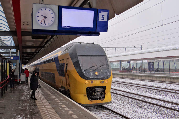 Medewerkers ProRail tevreden over staking tijdens winterweer: “Reiziger zo veel mogelijk tot last zijn”