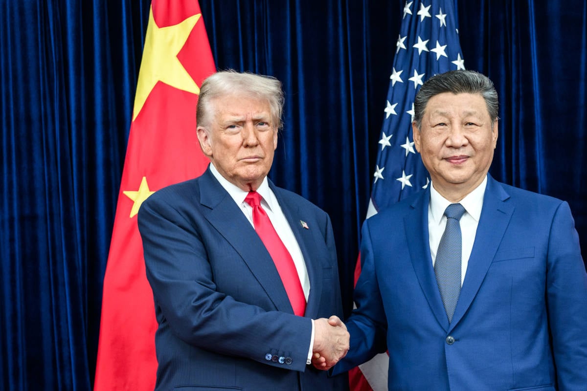 Trump valt China binnen