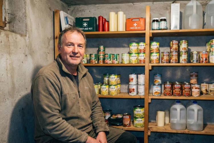 Veiligheidsdeskundige: “Probeer in 2026 nog van het leven te genieten”