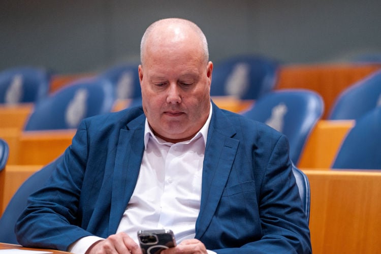 PVV-Kamerlid Vincent van den Born hoopt dat hij zijn zetel mag houden: “Ik ben niemand tot last”