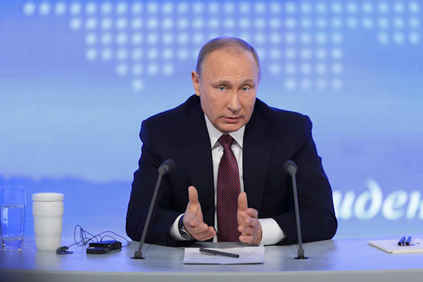 Poetin stelt NAVO gerust: “Kernwapens in Wit-Rusland zijn alleen voor vreedzame doeleinden”