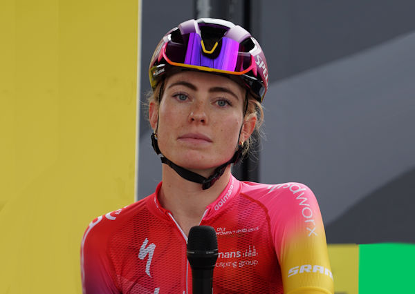 26-jarige vrouw wint Tour de France voor vrouwen