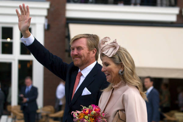 Koninklijk paar in Zweden: “Hier is echt he-le-maal niks aan de hand”