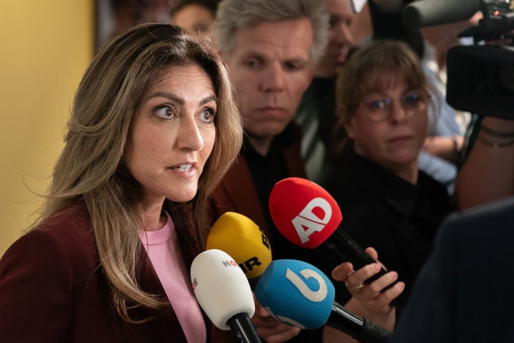 Yesilgöz: “Coalitie met alleen VVD is bespreekbaar”