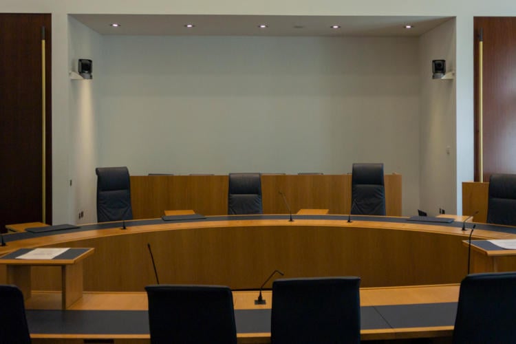 Openbaar Ministerie blijft voortaan offline: “Gunstig voor werkdruk medewerkers”